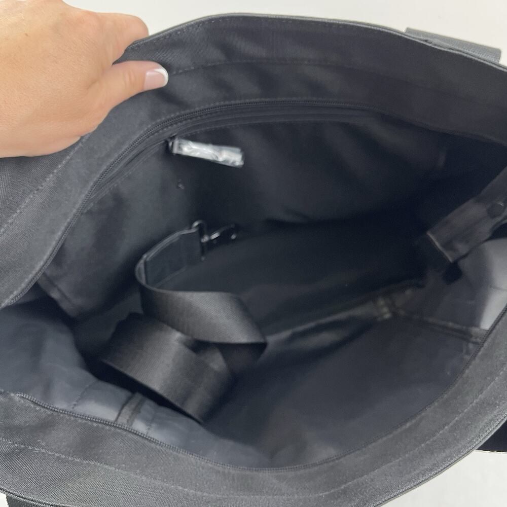Béis The Béisics Tote in Black NEW - Picture 11 of 16
